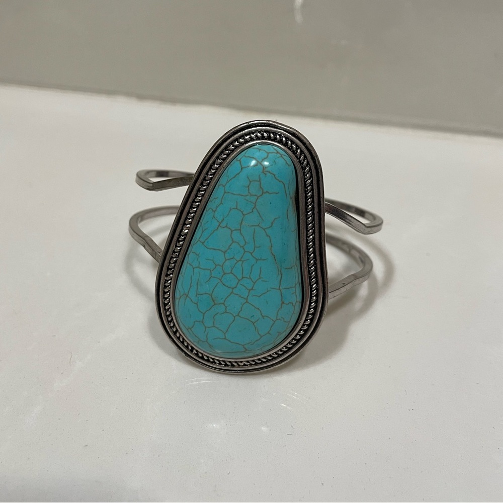 Cuff bracelet